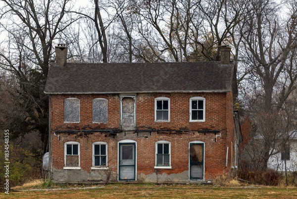 Obraz old house in the woods
