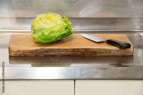 Fototapeta 半分にカットされたレタス