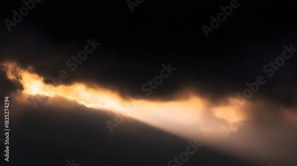 Obraz Hope – Sunbeam Breaking Through Clouds