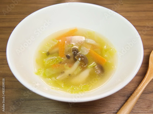 Obraz 野菜のコンソメスープ