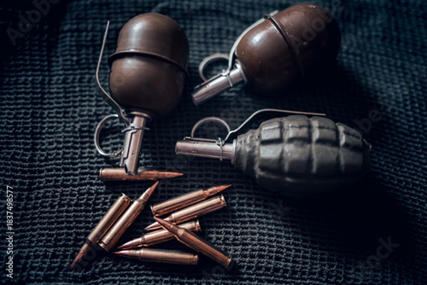 Obraz grenades and bullets on fabric