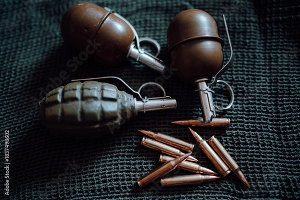 Obraz grenades and bullets on fabric