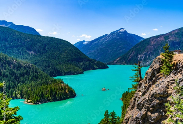 Obraz Nature landscape. Diablo Lake in North Cascades National Park. Scenic nature view over Diablo lake. Diablo lake with mountain landscape. Landscape mountain and Diablo lake. Touristic place