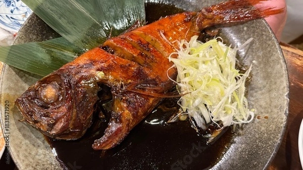 Fototapeta 居酒屋の美味しい金目鯛煮つけ
