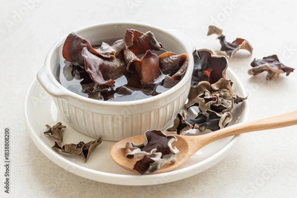 Obraz きくらげ　乾燥キクラゲの戻し方