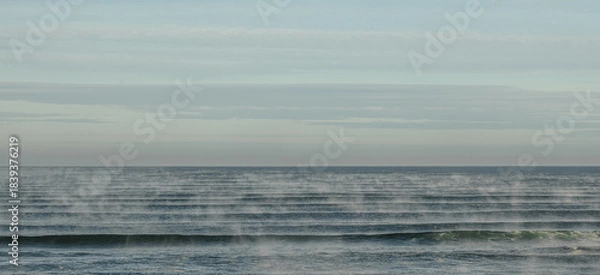 Fototapeta Global warming or warm ocean creating haze.