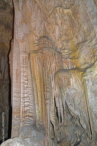 Fototapeta Massive Limestone Columns in a Deep Cave