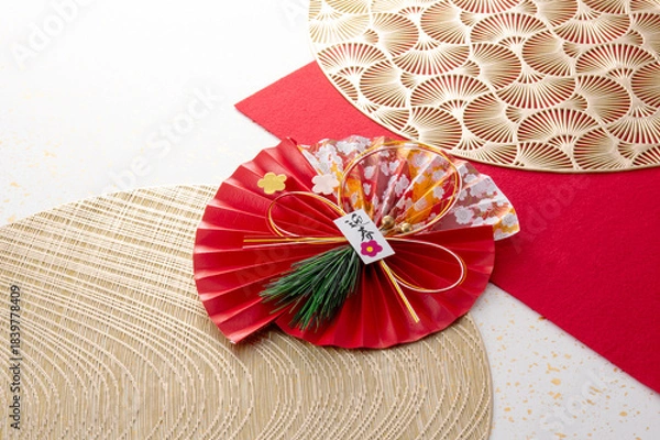Obraz 正月飾りと和風の敷物のイメージ