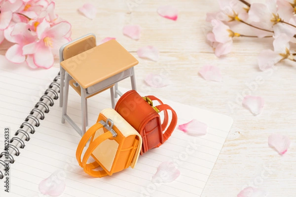 Obraz 	卒業入学イメージ｜ランドセルと机