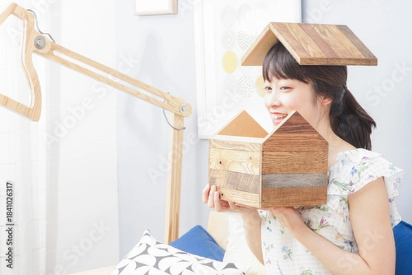 Obraz 女性 家 イメージ