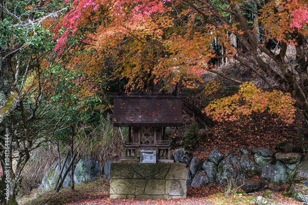 Obraz 京都府大原秋深し祠のほとり