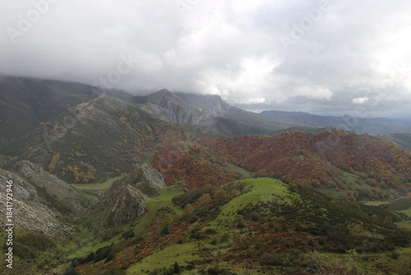 Fototapeta Paisaje montañoso