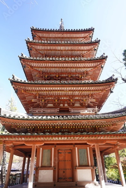 Obraz 秋の山寺の塔