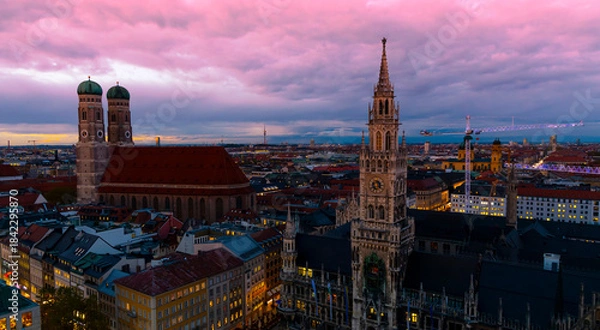Obraz The view of landmark in munich with The New Town Hall at Marienplatz Square in Munich, Bavaria, Germany.	