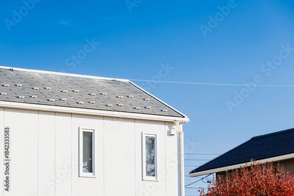 Obraz 住宅と青空