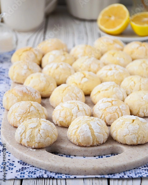 Fototapeta Homemade lemon cookies with cracks