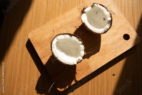 Obraz coconut on the board