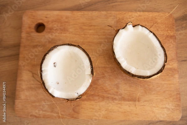 Obraz coconut on the board