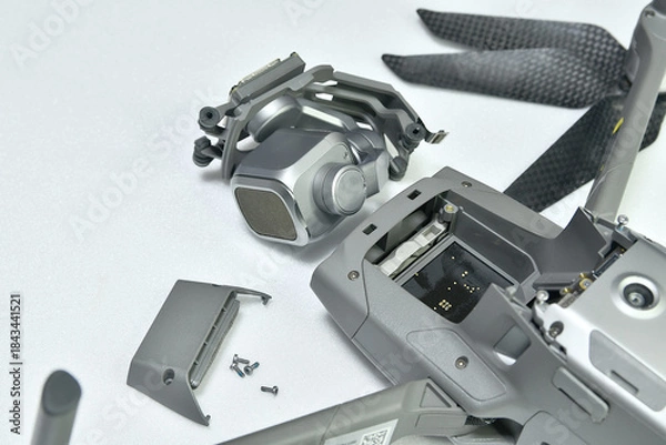 Obraz 修理中の小型ドローン