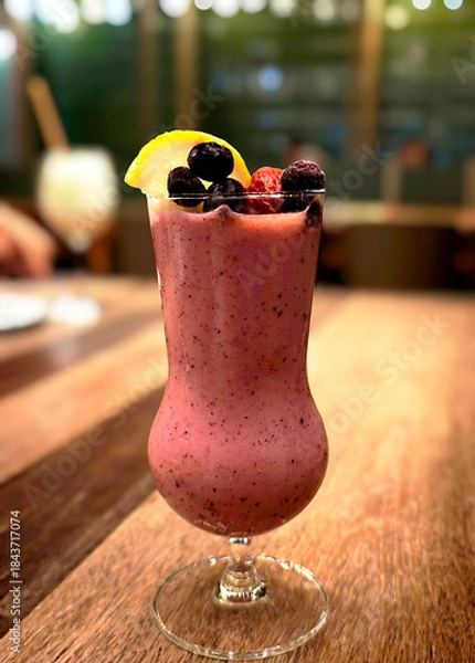 Obraz Mixed berry smoothie - a refreshing drink.