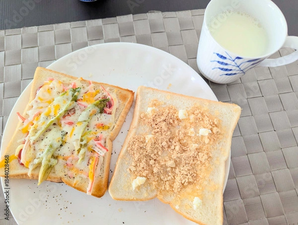 Obraz 野菜とチーズのトースト朝ごはん