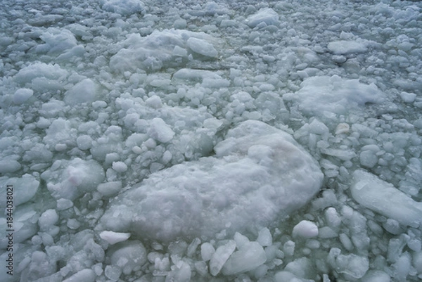 Fototapeta 北海道　船上から見た網走港の流氷