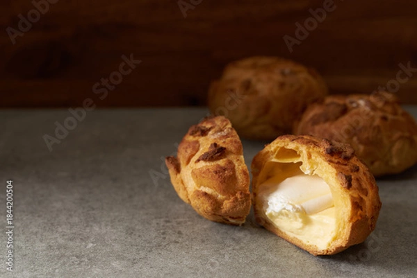 Obraz シュー・ア・ラ・クレーム　フランス菓子のイメージ