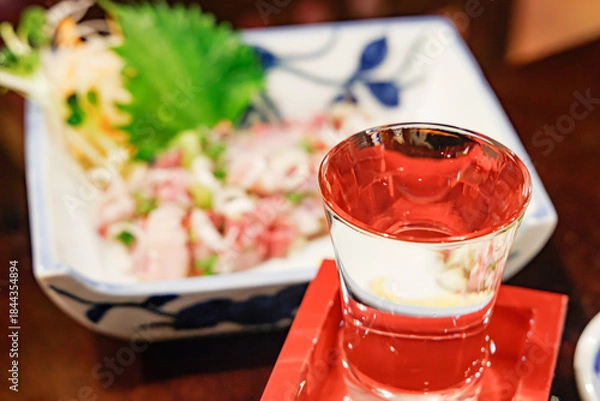 Obraz 新鮮な魚のたたき（ネギと大葉添え