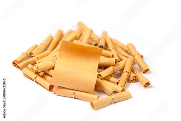 Fototapeta Viele Tombolalose vor weißem Hintergrund