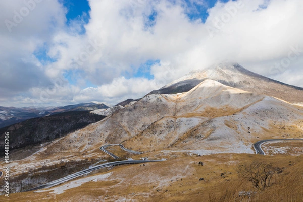 Obraz 湯布院の雪景色（大分県由布市湯布院）
