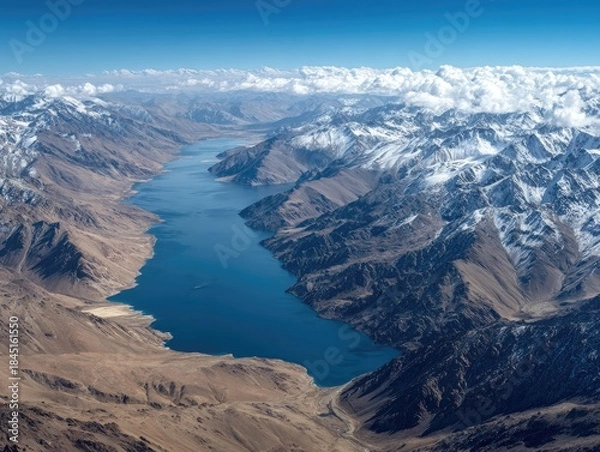 Fototapeta lake and mountains