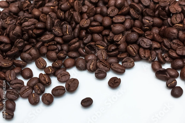 Fototapeta Kaffeebohnen als Textur isoliert