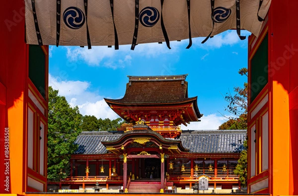 Obraz 京都、石清水八幡宮の本殿