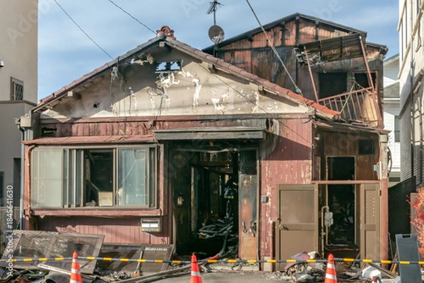 Obraz 昭和木造住宅の火災全焼現場