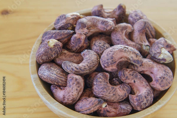 Fototapeta 皮つきカシューナッツ