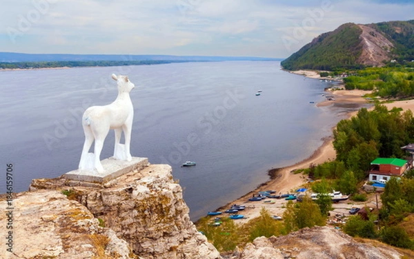 Fototapeta Monument to the Goat on the top of Mount Mogutova in Zhigulevsk. Zhiguli Mountains in the Samara Region