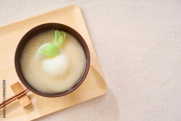 Obraz かぶ入りの白味噌仕立てのお味噌汁