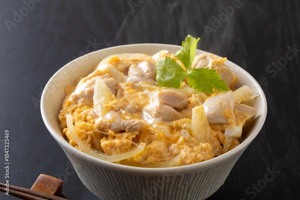 Obraz 親子丼を食べる