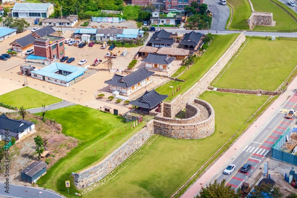 Obraz 충남 당진시 면천읍성과 마을의 풍경