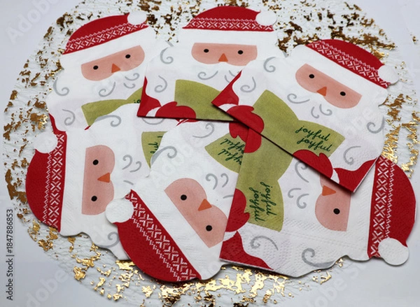 Obraz petits père Noël an rond sur la table