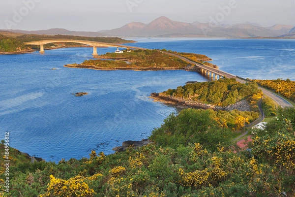 Obraz The bridge to Isle of Skye at sunrise - Scotland, UK