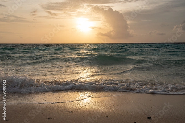 Fototapeta Awesome subset seascape in Maldives Island