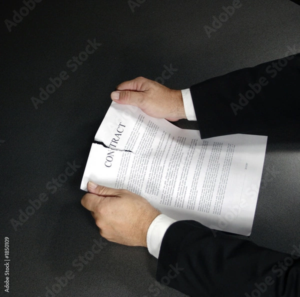 Fototapeta ripping up a contract