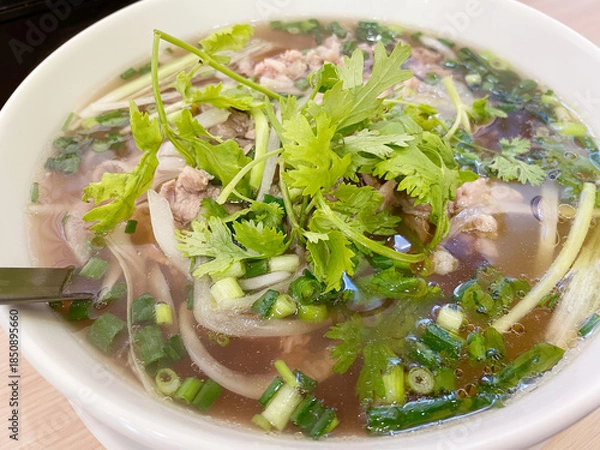 Fototapeta 牛肉入りベトナムフォー