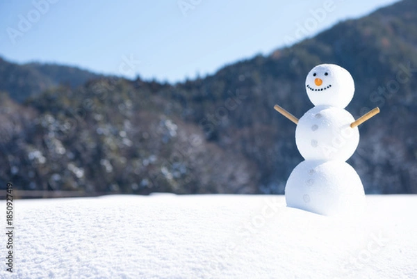 Obraz 雪山と雪だるま