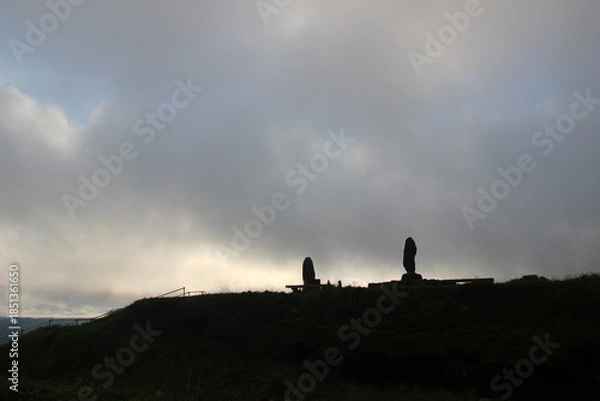 Obraz 『熊本県阿蘇市”大観峰”阿蘇の自然と雲』　大観峰展望台からの眺望　山と街並み