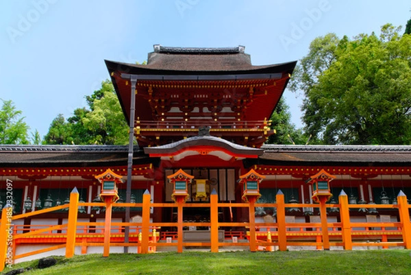 Obraz 春日大社の中門と御廊　奈良県
