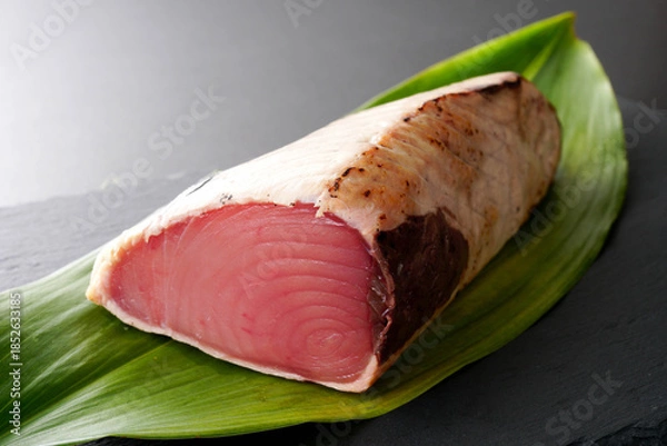 Fototapeta キメジマグロ　タタキ　刺身用