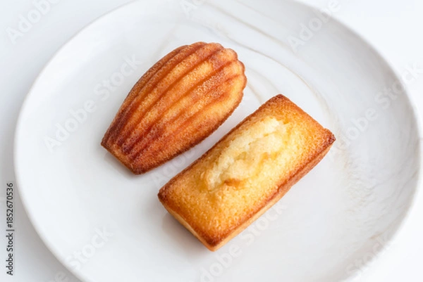 Obraz 貝殻型のマドレーヌとフィナンシェ