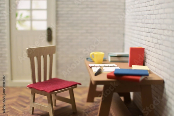 Obraz 開いたノートとペン　勉強中の机　宿題　メモ帳　参考書　本　室内　ミニチュア